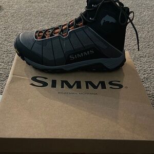 Simms Men's wader boots size 10 new